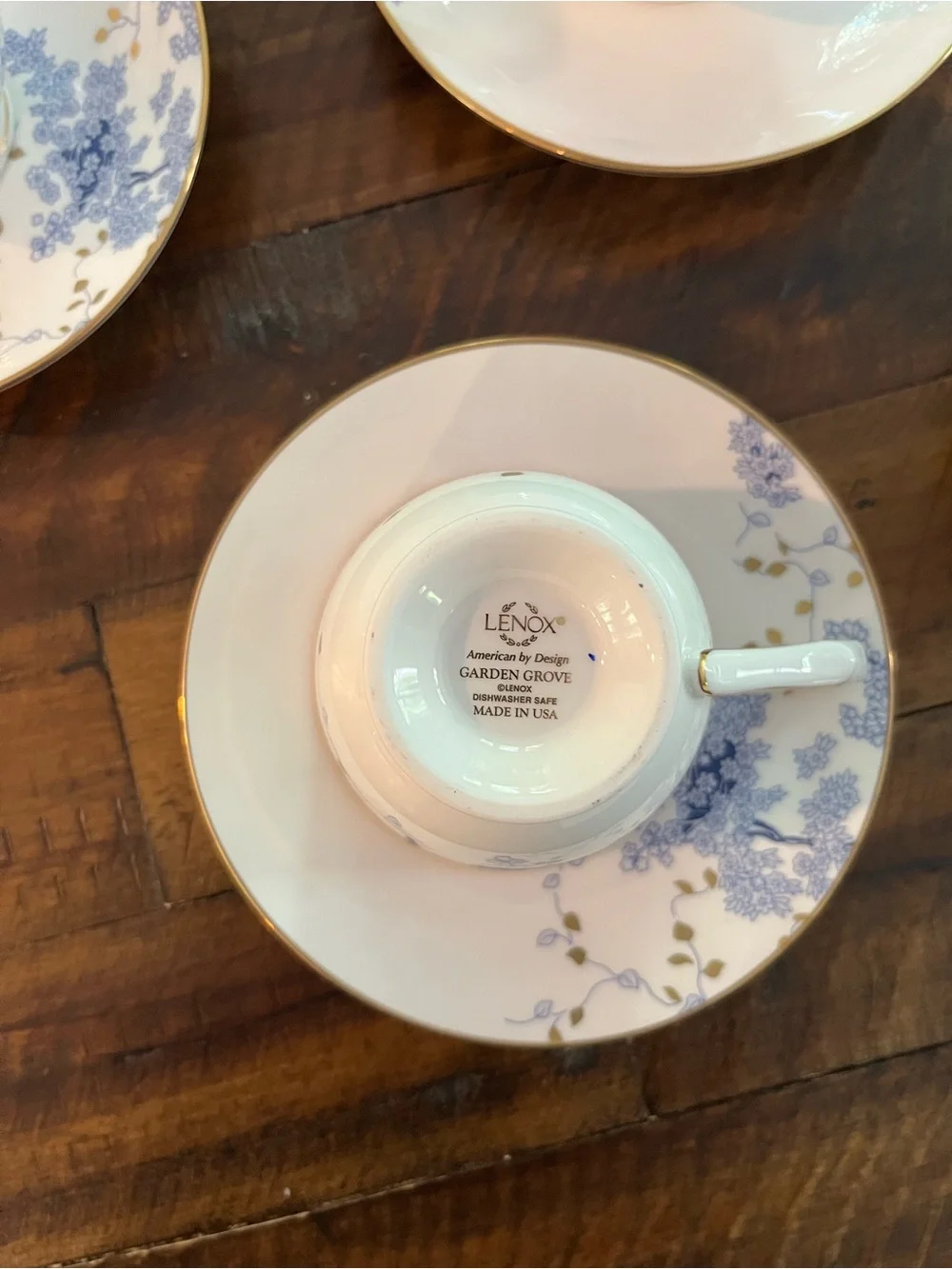 Lenox Garden Grove Porcelain Teacup and Saucer Set - 8 Pieces